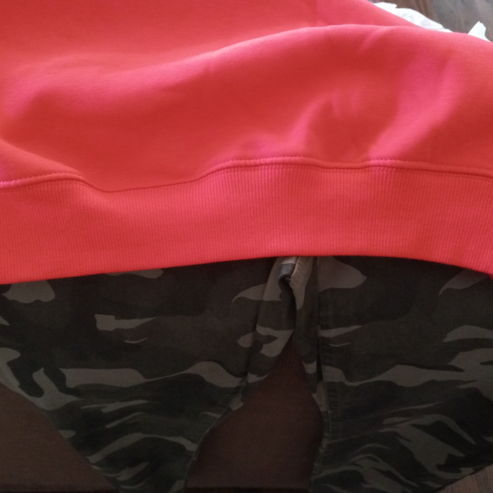 ZARA Sweatshirt - Picture 6 of 7